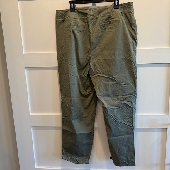 a new day Women’s Size 18 Olive Pants - Picture 6 of 7